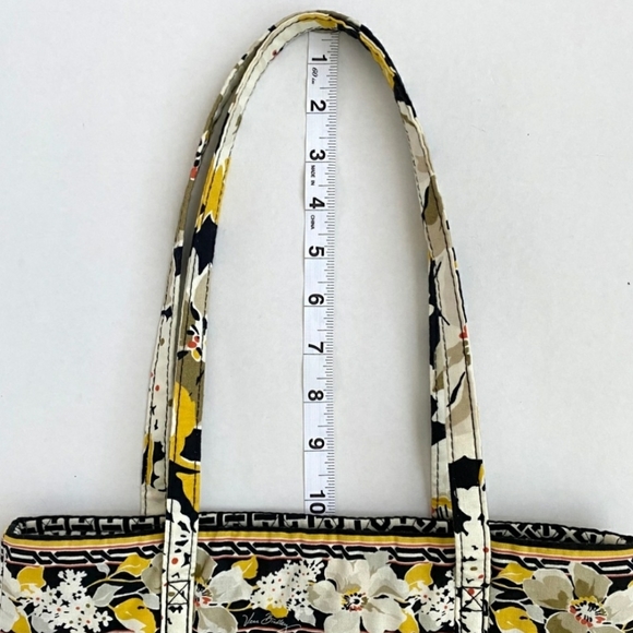 VERA BRADLEY TOTE RETIRED DOGWOOD PATTERN - Picture 4 of 10